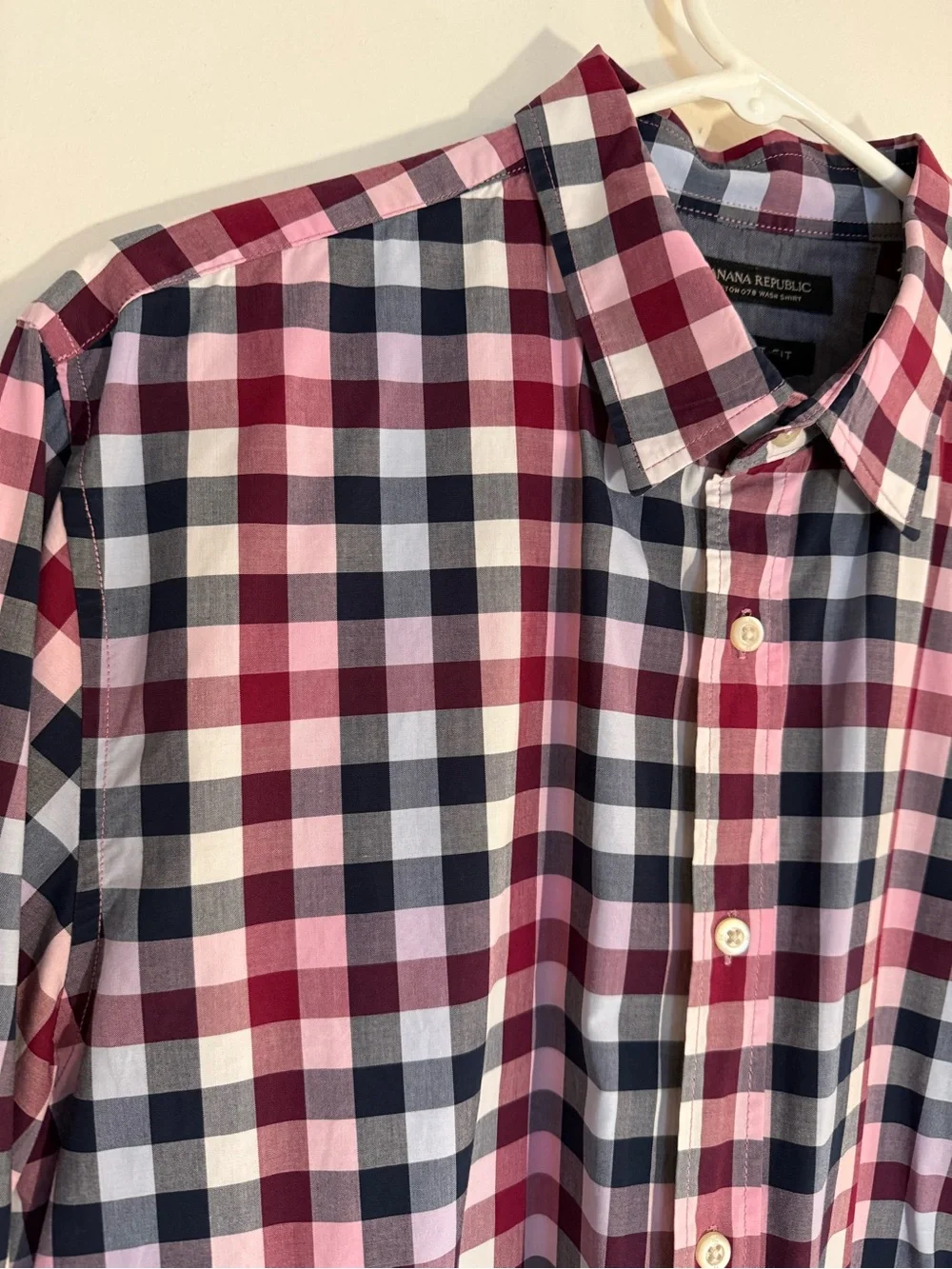 Banana Republic Men's Long-Sleeve Plaid Button-Down in Red, Navy & White